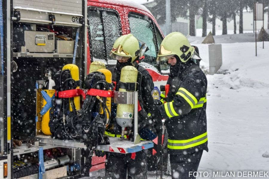 Na odbornom výcviku dobrovoľných hasičov v Lešti sa zúčastnili aj členovia DHZ z Rusoviec a Ružinova, foto 9