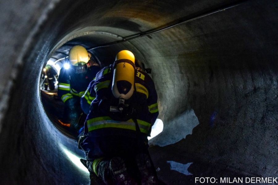 Na odbornom výcviku dobrovoľných hasičov v Lešti sa zúčastnili aj členovia DHZ z Rusoviec a Ružinova, foto 23