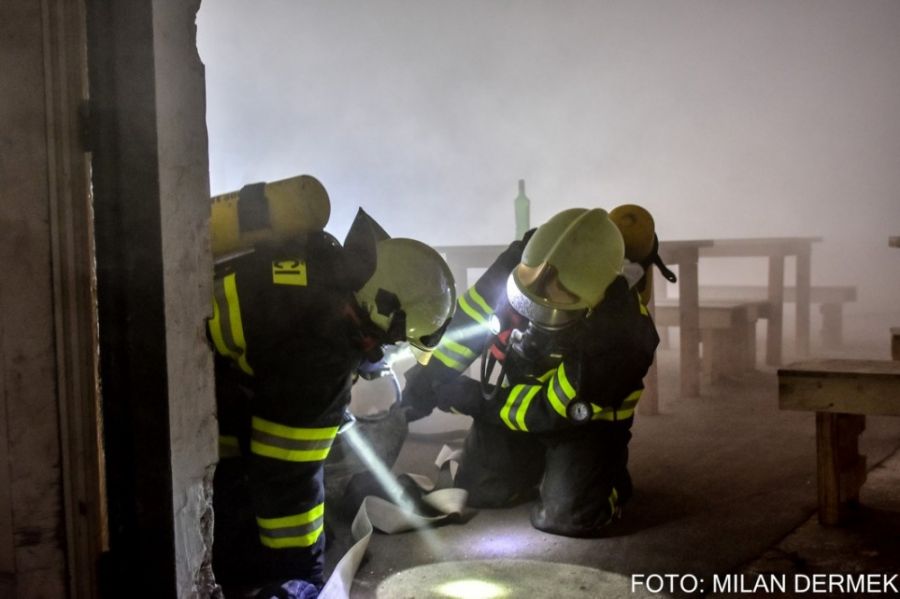 Na odbornom výcviku dobrovoľných hasičov v Lešti sa zúčastnili aj členovia DHZ z Rusoviec a Ružinova, foto 25