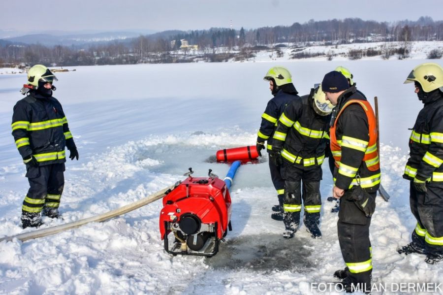 Na odbornom výcviku dobrovoľných hasičov v Lešti sa zúčastnili aj členovia DHZ z Rusoviec a Ružinova, foto 31