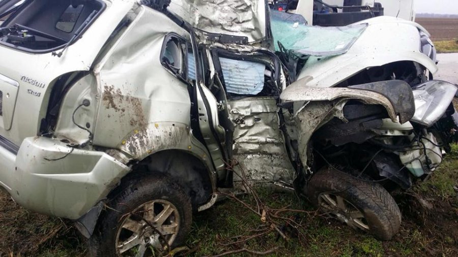 Tragická nehoda medzi obcami Blatné a Šenkvice si vyžiadala život 58-ročného vodiča, foto 1