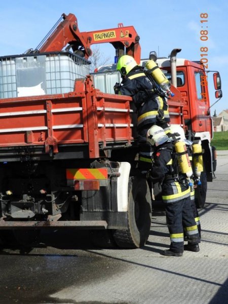 Bratislavskí hasiči si overili a doplnili zručnosti na medzinárodnom cvičení so škodlivými látkami, foto 16