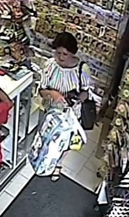 Polícia žiada o pomoc pri identifikácii neznámej ženy, mohla by napomôcť pri vyšetrovaní, foto 3