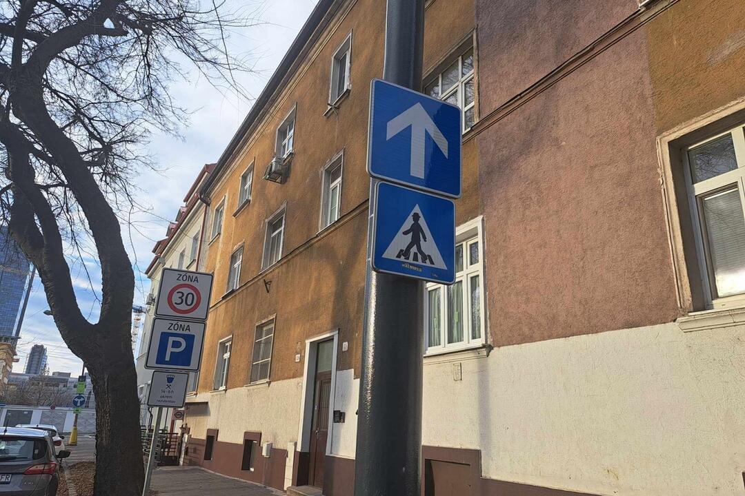 FOTO: Miesto vraždy na Prievozskej ulici v Bratislave, foto 5