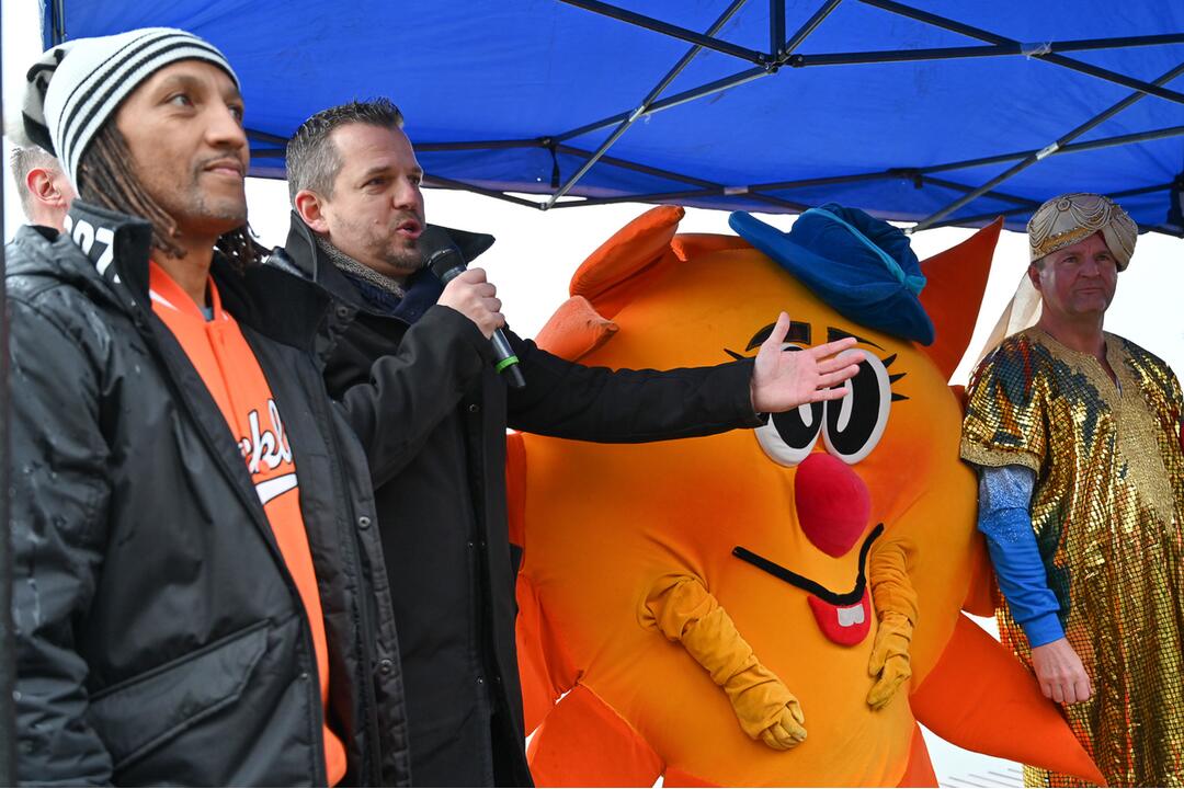 FOTO: V Senci sa konal 24. ročník Trojkráľového kúpania otužilcov, foto 5