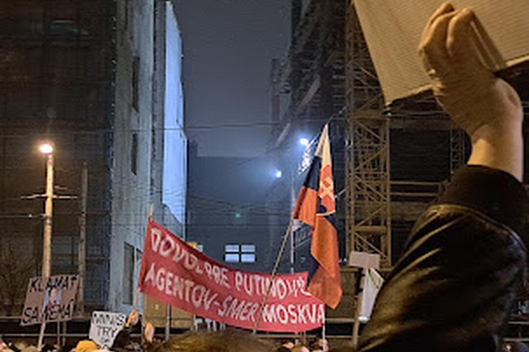 FOTO: Na opozičný protest v Bratislave prišiel opäť rekordný počet ľudí, foto 3