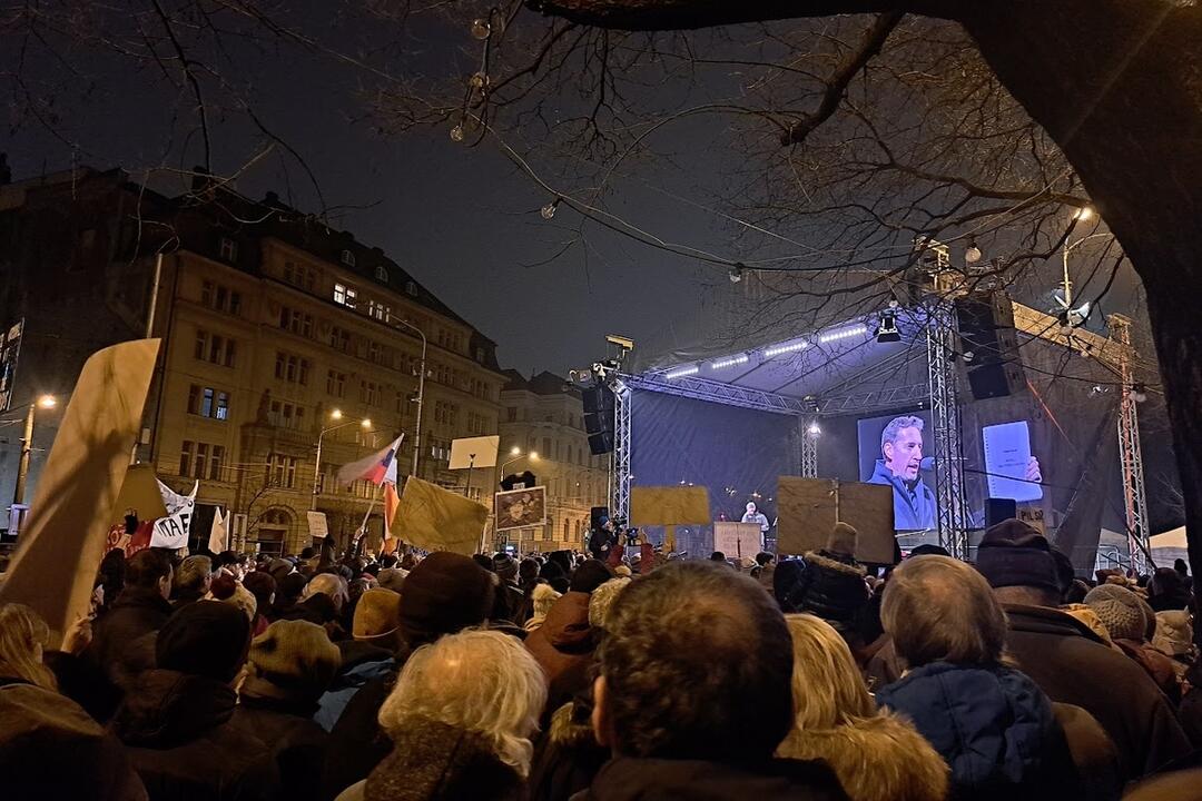 FOTO: Na opozičný protest v Bratislave prišiel opäť rekordný počet ľudí, foto 16