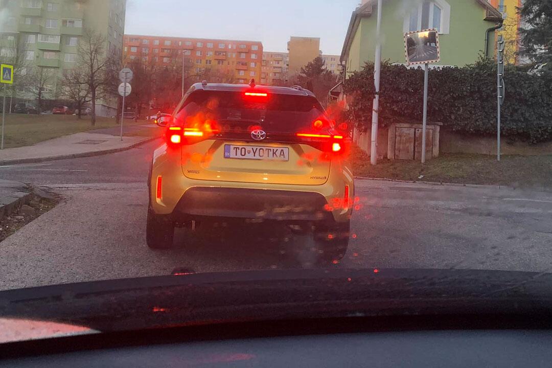 FOTO: Vodiči sú čoraz viac kreatívnejší so svojimi evidenčnými číslami. Tieto značky môžete stretnúť na cestách, foto 10