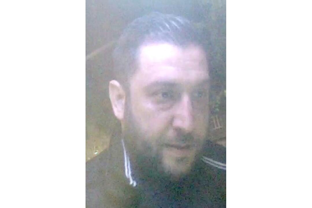 FOTO: Poznáte ho? Z podniku v Starom Meste zobral kartu, ktorú viackrát použil, foto 1
