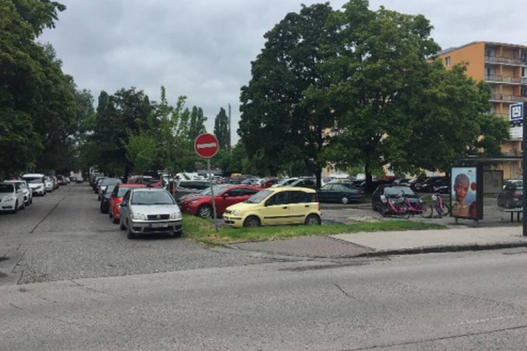 FOTO: V Ružinove by mal vyrásť nový parkovací dom, bude stáť asi 2 milióny eur, foto 3