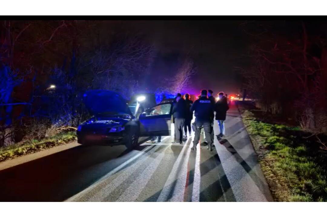 FOTO: Polícia zadržala dílerov drog, predávali ich po celom Bratislavskom kraji, foto 5