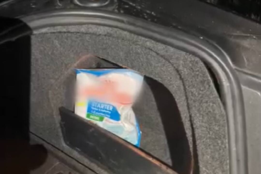 FOTO: Polícia zadržala dílerov drog, predávali ich po celom Bratislavskom kraji, foto 12