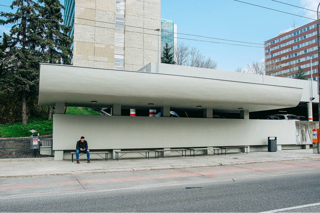 FOTO: Prístrešok pri nemocnici na Kramároch je už dokončený, foto 1