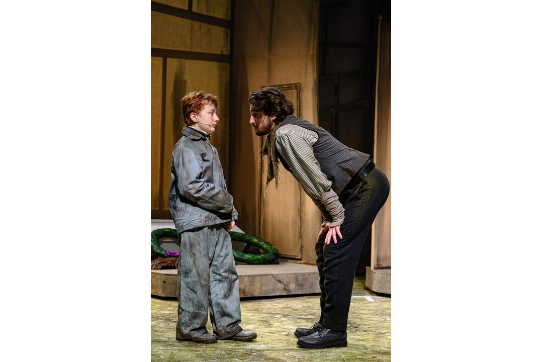 FOTO: Predstavenie Oliver! v divadle Nová scéna, foto 9