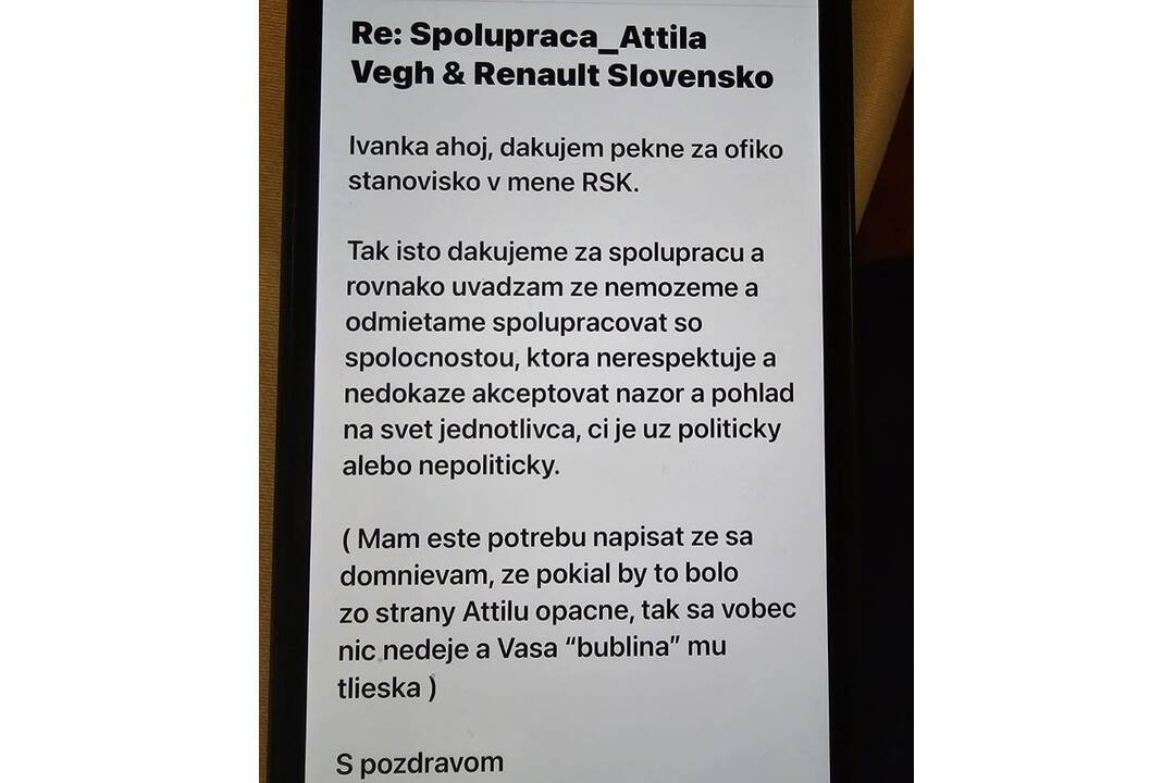 FOTO: Renault ukončil spoluprácu s Attilom Véghom. Pozrite si maily, foto 3