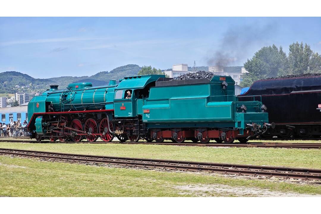 FOTO: V Rači sa koná celoslovenský zraz historických železničných vozidiel, foto 6