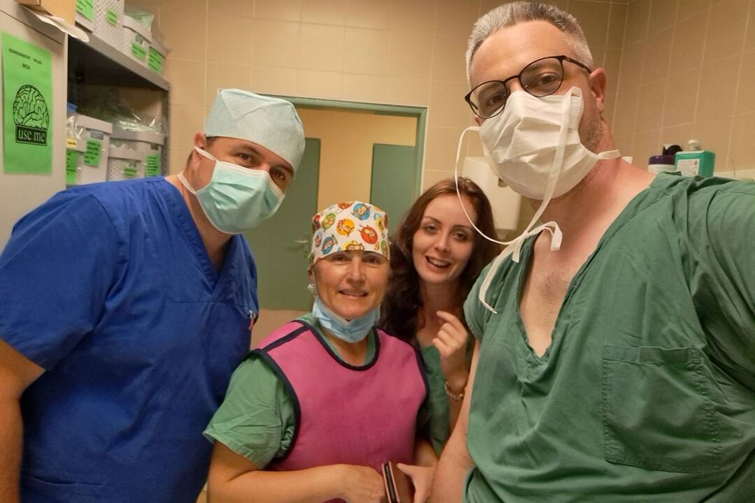 FOTO: Neurochirurgovia NÚDCH operovali vážne úrazy chrbtice, deti mohli skončiť na vozíku, foto 1