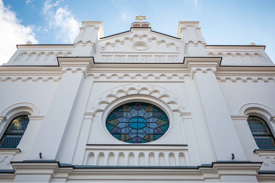 FOTO: Synagóga v Senci, Divadlo Aréna a Bratislavské bábkové divadlo v septembri privítajú prvých návštevníkov, foto 5