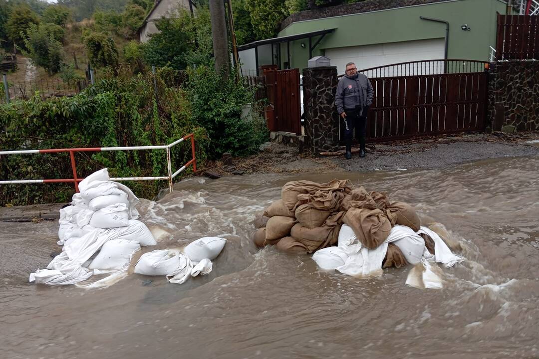 FOTO: Situácia v Devíne a Devínskej Novej Vsi je naďalej vážna, foto 8