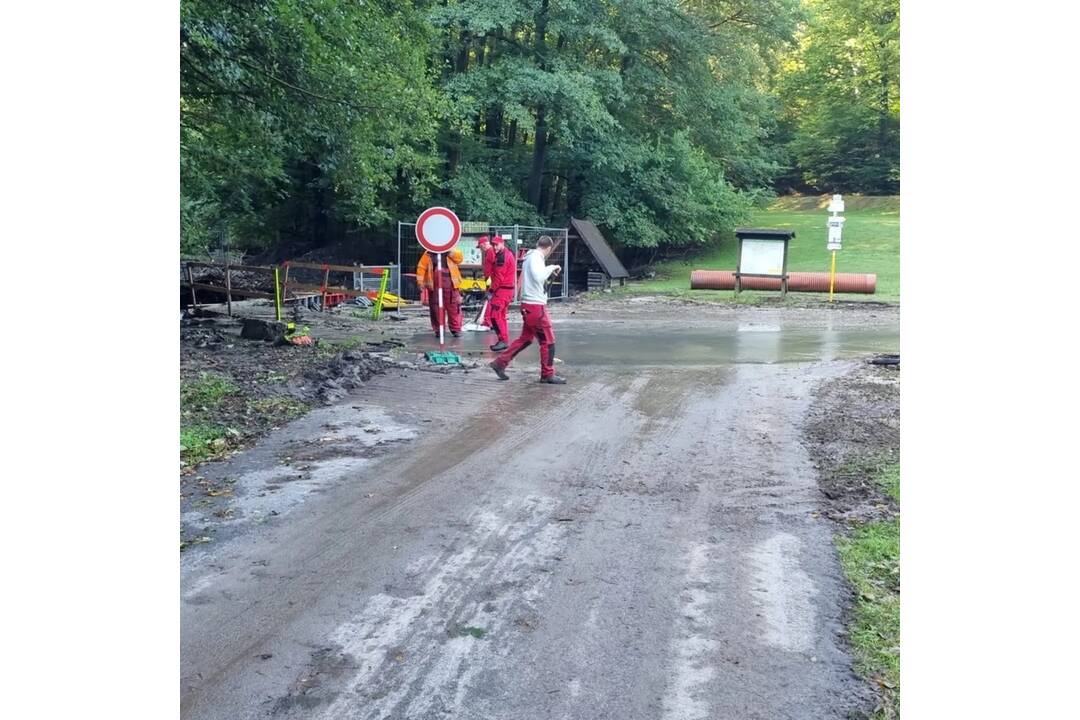 FOTO: Situácia v Devíne a Devínskej Novej Vsi je naďalej vážna, foto 13