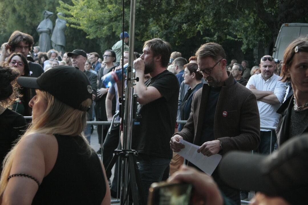 FOTO: Kultúrny štrajk v Bratislave. Na pódiu vystúpil aj Tomáš Maštalír, foto 1