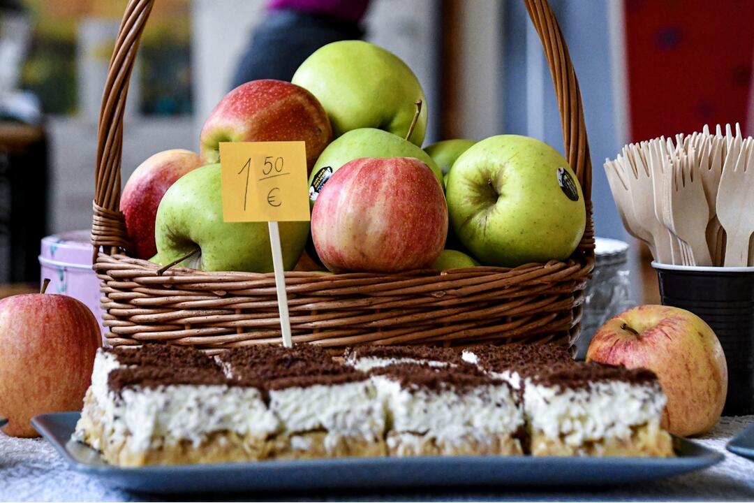 FOTO: Jablkové hodovanie v Pezinku 2024, foto 2