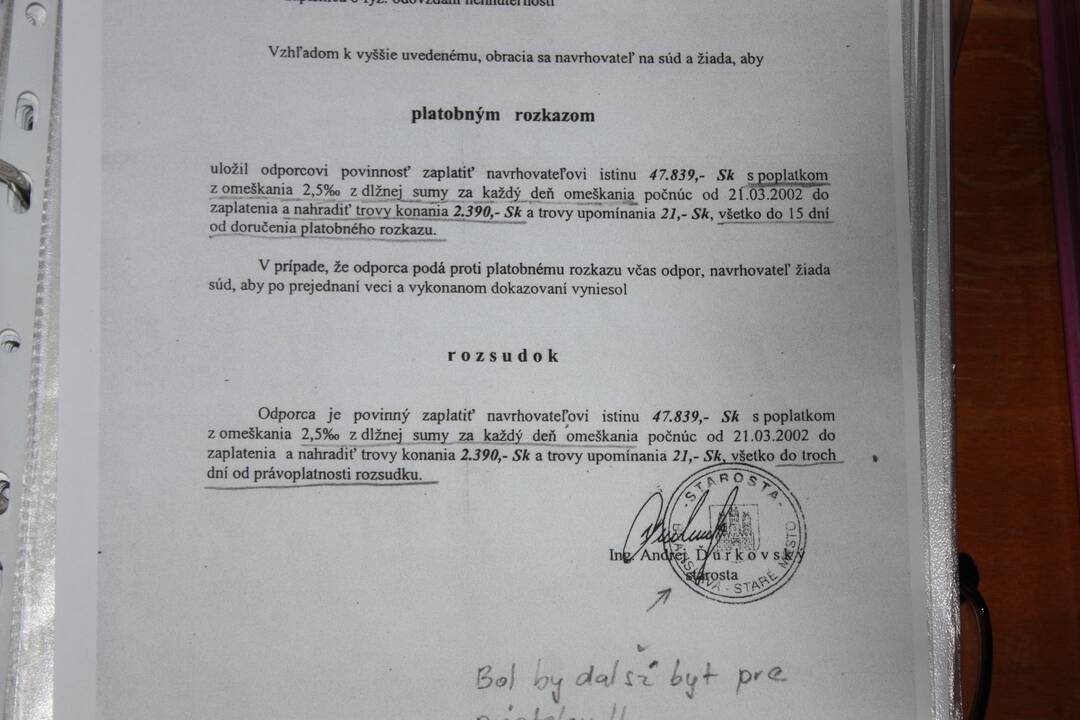 FOTO: Pán Farkaš býva na Obchodnej už 40 rokov. Pre zlý variabilný symbol ho chce samospráva vysťahovať, foto 8