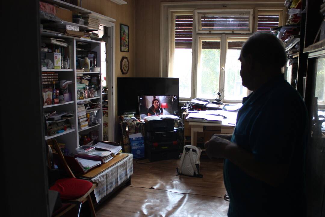 FOTO: Pán Farkaš býva na Obchodnej už 40 rokov. Pre zlý variabilný symbol ho chce samospráva vysťahovať, foto 13