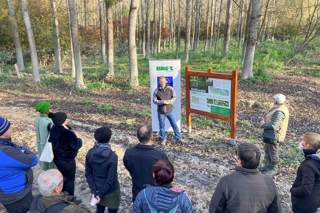 FOTO: Do obnoveného ramena na Dunaji vpúšťajú vodu stavidlom, foto 6
