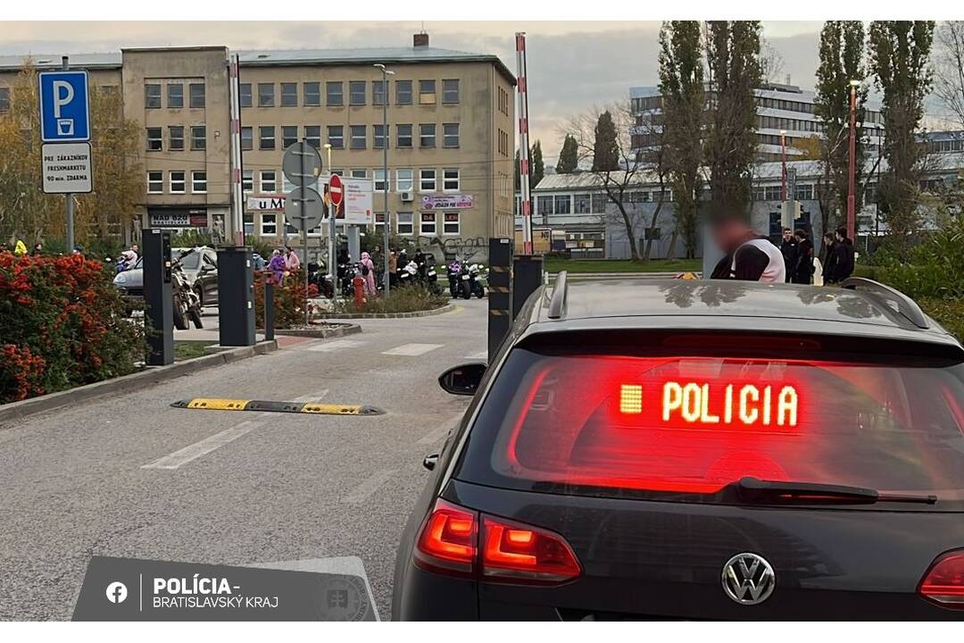 FOTO: Halloweenska jazda v Bratislave pod dohľadom polície, foto 4