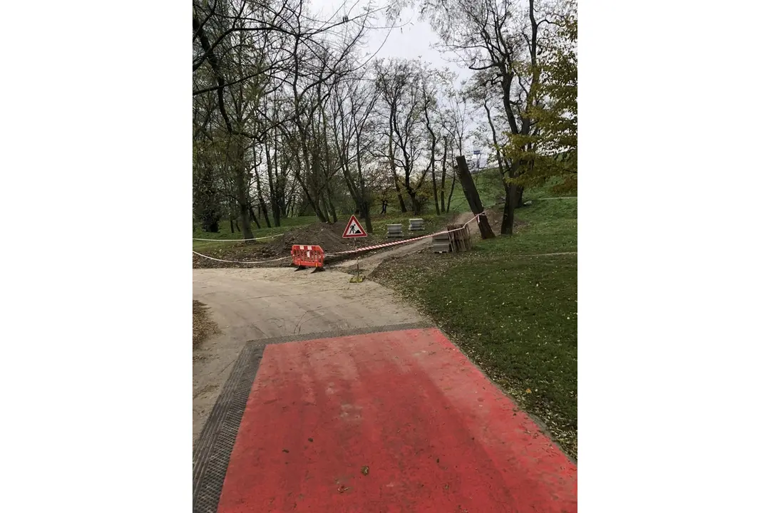 FOTO: V Sade Janka Kráľa osadili novú cyklotrasu, foto 3