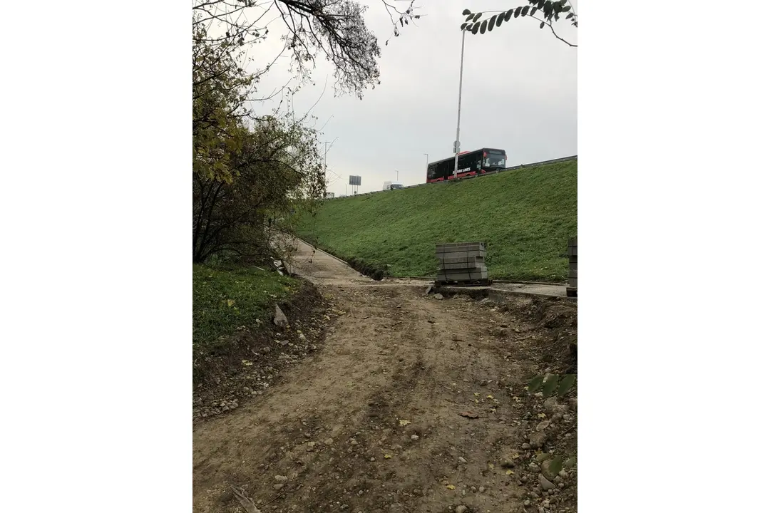 FOTO: V Sade Janka Kráľa osadili novú cyklotrasu, foto 4