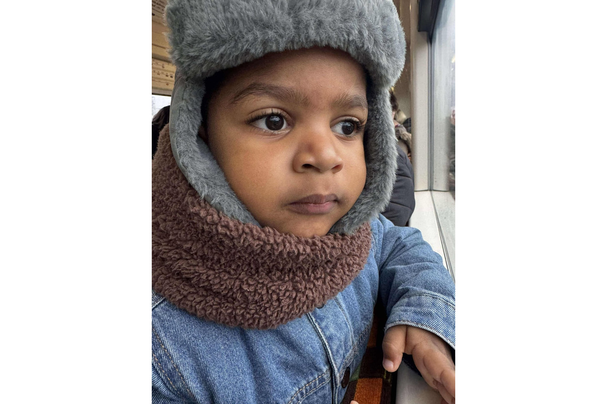 FOTO: Dvojročný Jacob zomrel v objatí rodičov, lekári matku nevypočuli, foto 1