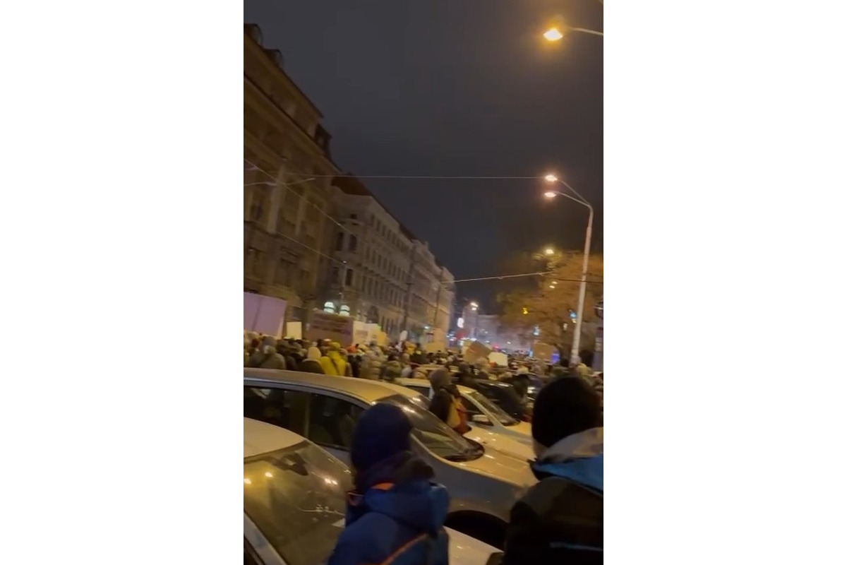 FOTO: Protest umelcov na Námestí SNP v Bratislave, foto 3