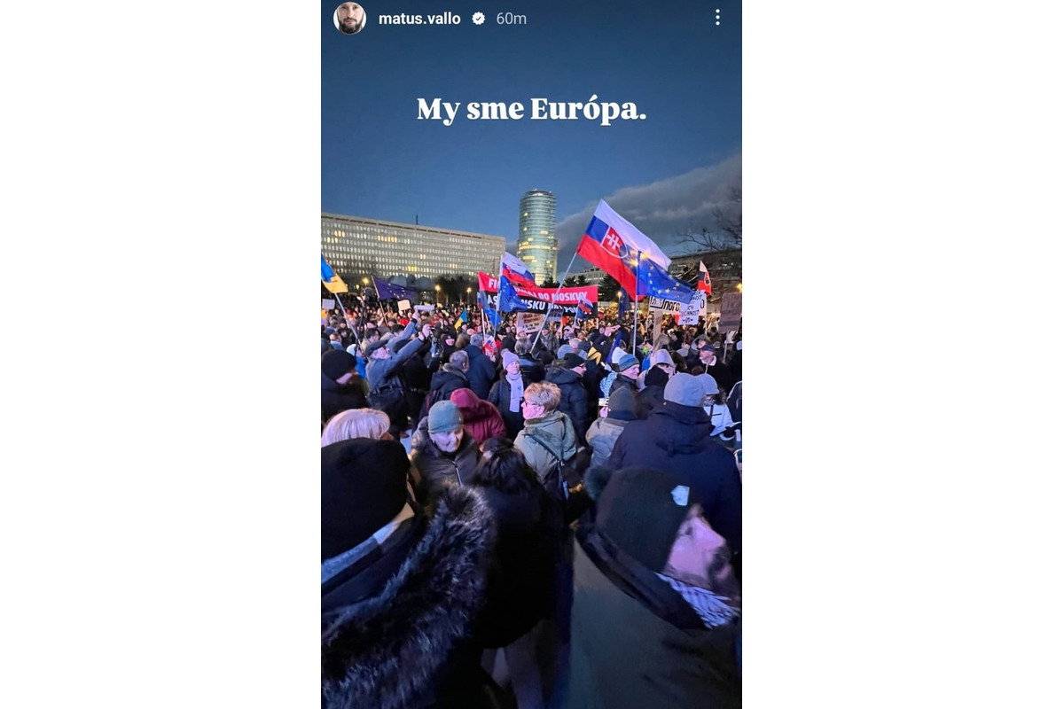 FOTO: Na Námestí slobody prebieha protest Slovensko je Európa, foto 3