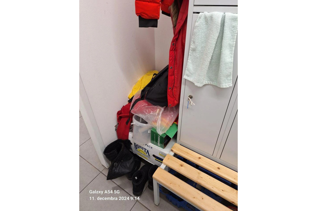 FOTO: Kontroly potravín odhalili stovky nedostatkov. V predajniach boli výrobky po záruke, škodcovia či skryté alergény, foto 6