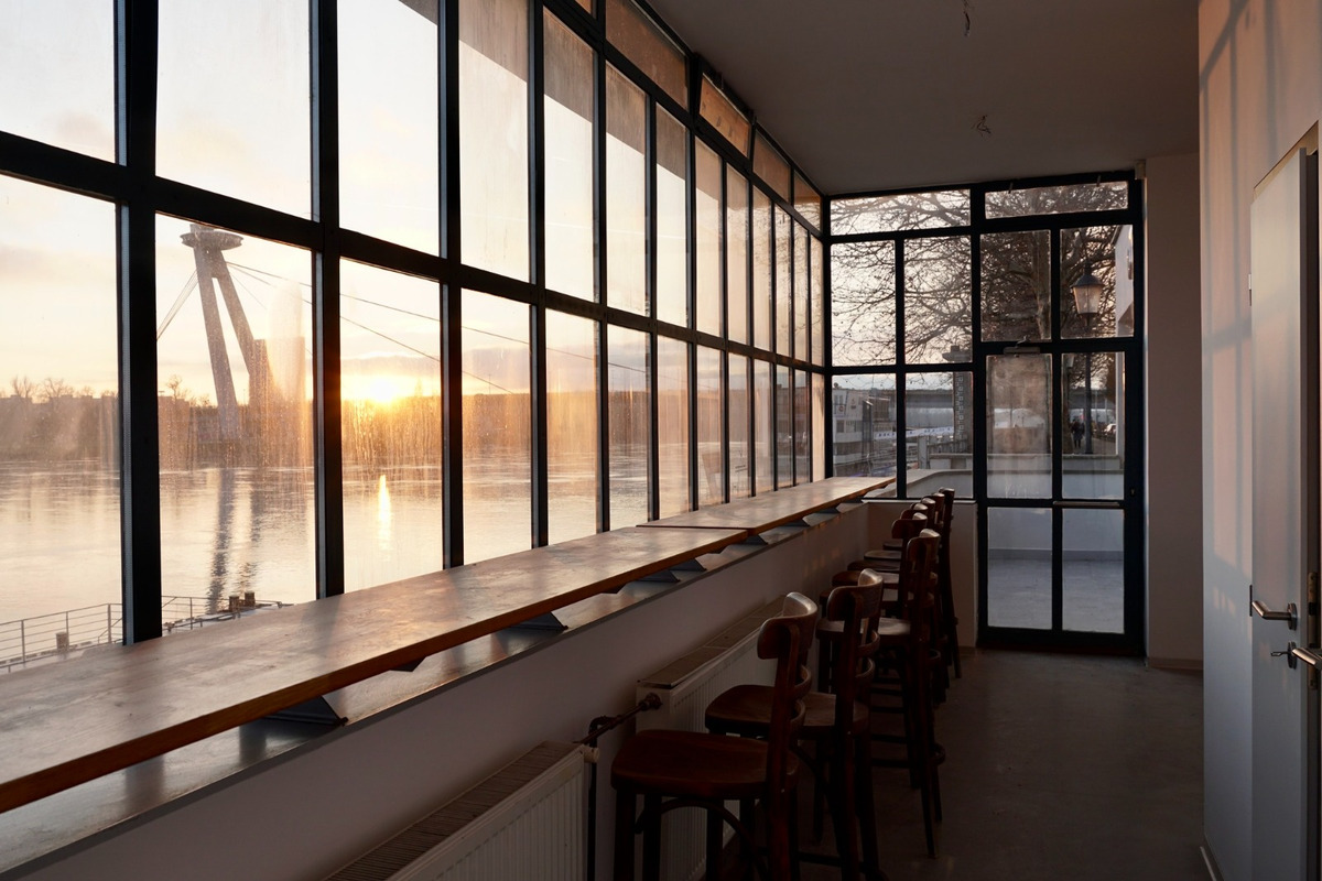 FOTO: Ikonický Propeller na nábreží Dunaja hľadá nájomci, foto 5