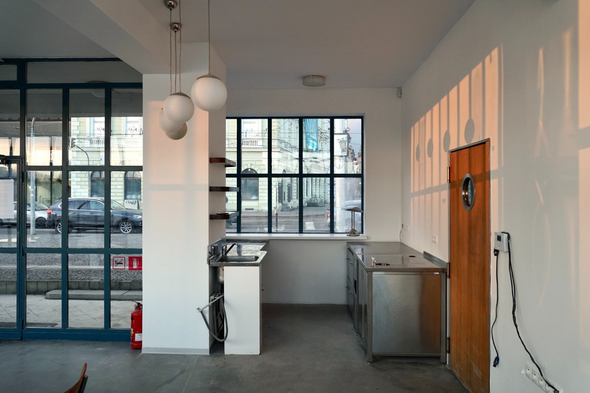 FOTO: Ikonický Propeller na nábreží Dunaja hľadá nájomci, foto 6