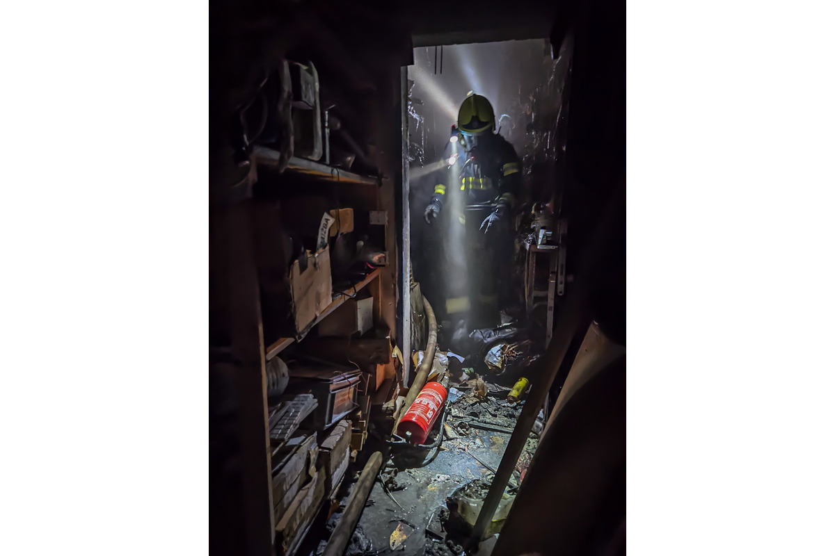 FOTO: Hasiči zasahovali pri požiari na Kopčianskej, foto 2