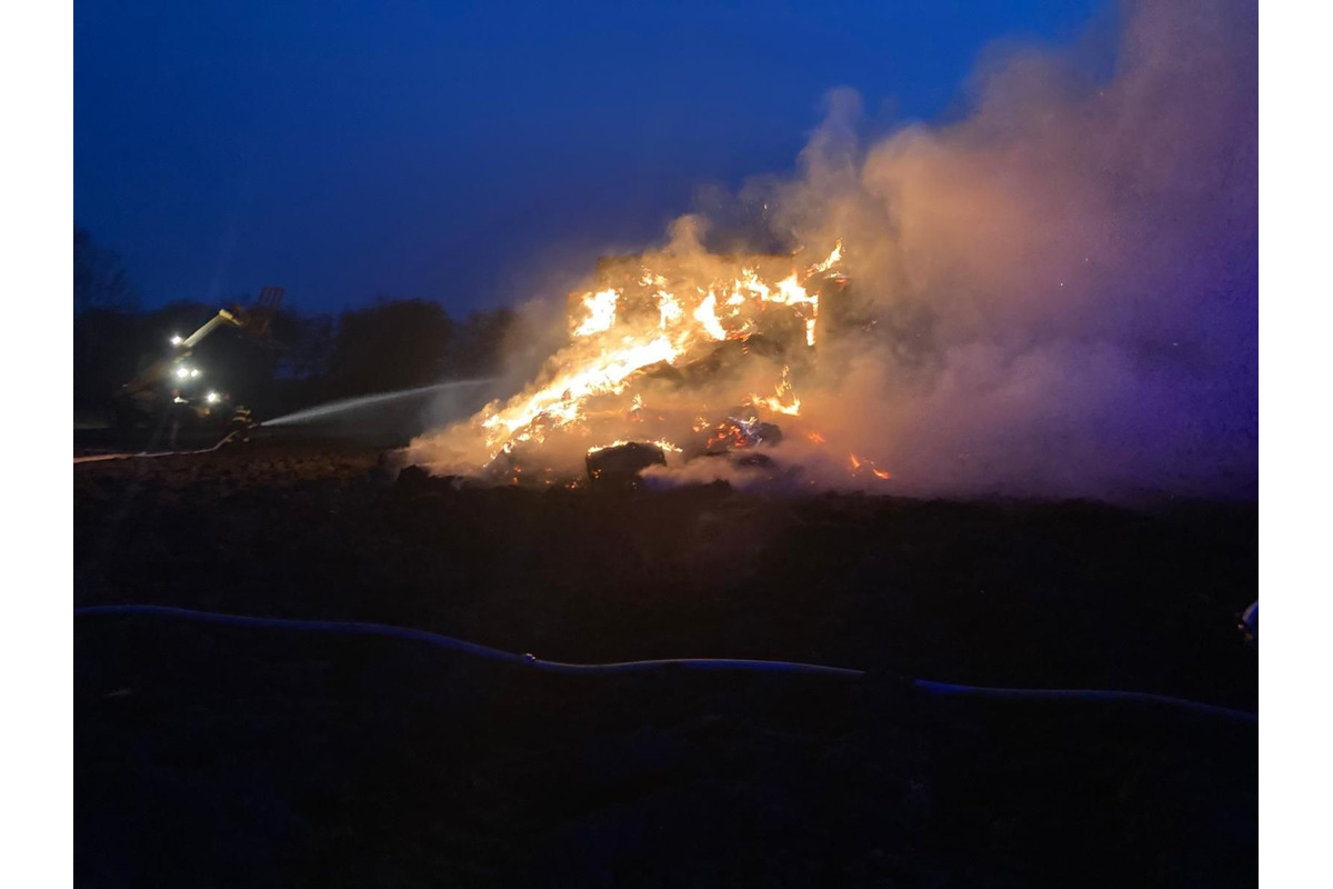 FOTO: Požiar v obci pri Malackách, foto 5