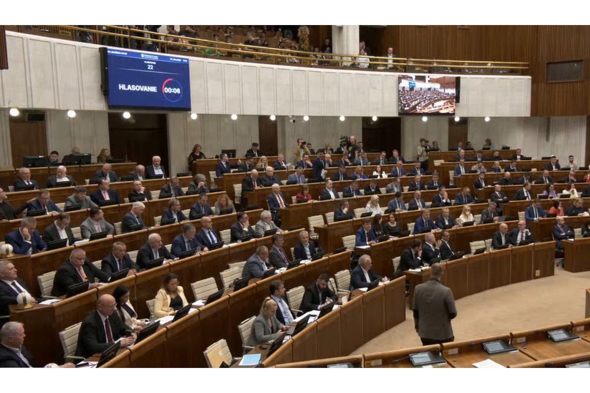 FOTO: Raši zvolený za šéfa parlamentu. Národná rada nemala predsedu takmer rok, foto 4