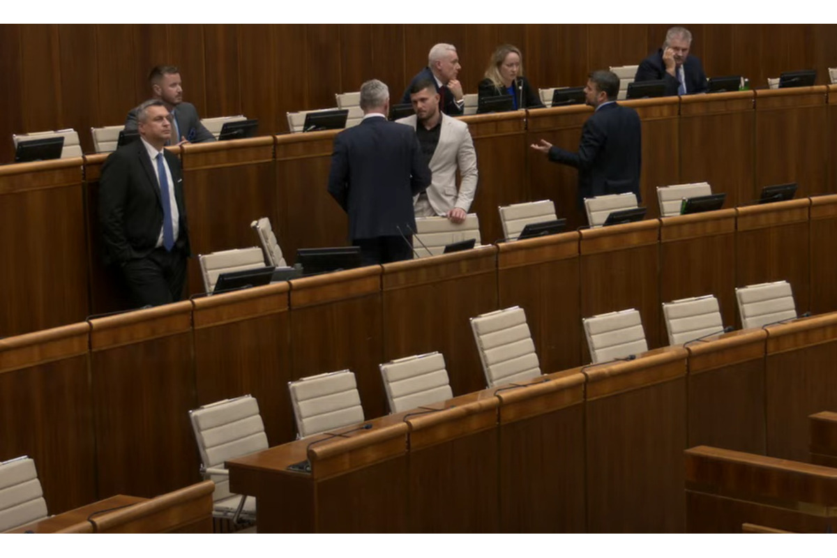 FOTO: Raši zvolený za šéfa parlamentu. Národná rada nemala predsedu takmer rok, foto 6