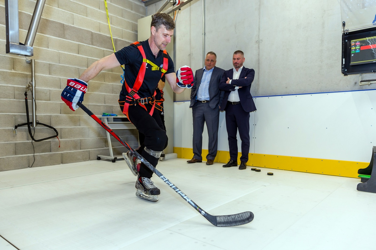 FOTO: V Malackách otvorili novú športovú halu, foto 3