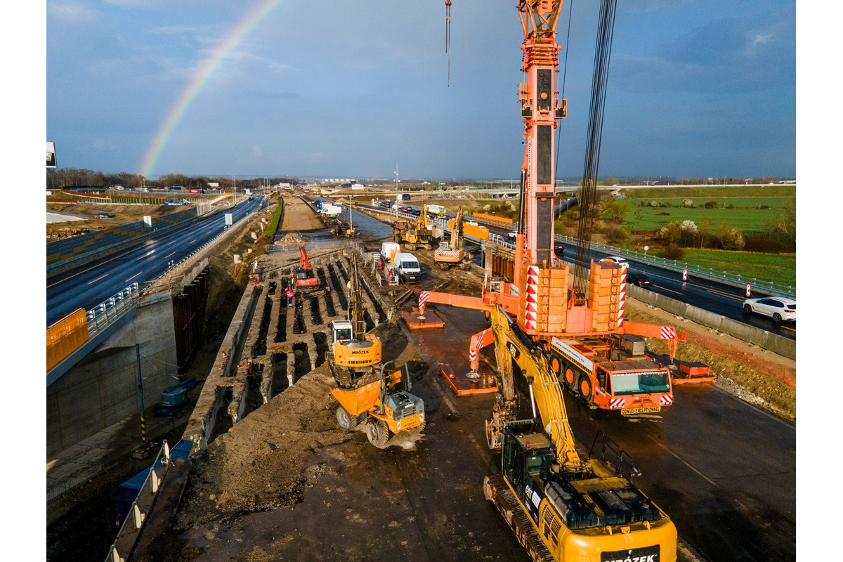 FOTO: Križovatka diaľnic D1 a D4 z vtáčej perspektívy, foto 10