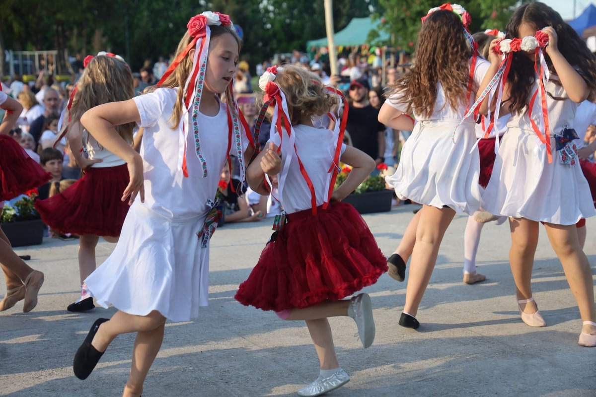 FOTO: Takto prebiehalo stavanie májov v Bratislavskom kraji, foto 5