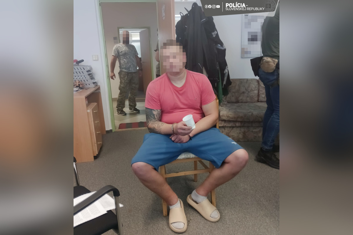 FOTO: Medzinárodne hľadaného Slováka dolapila polícia, foto 1