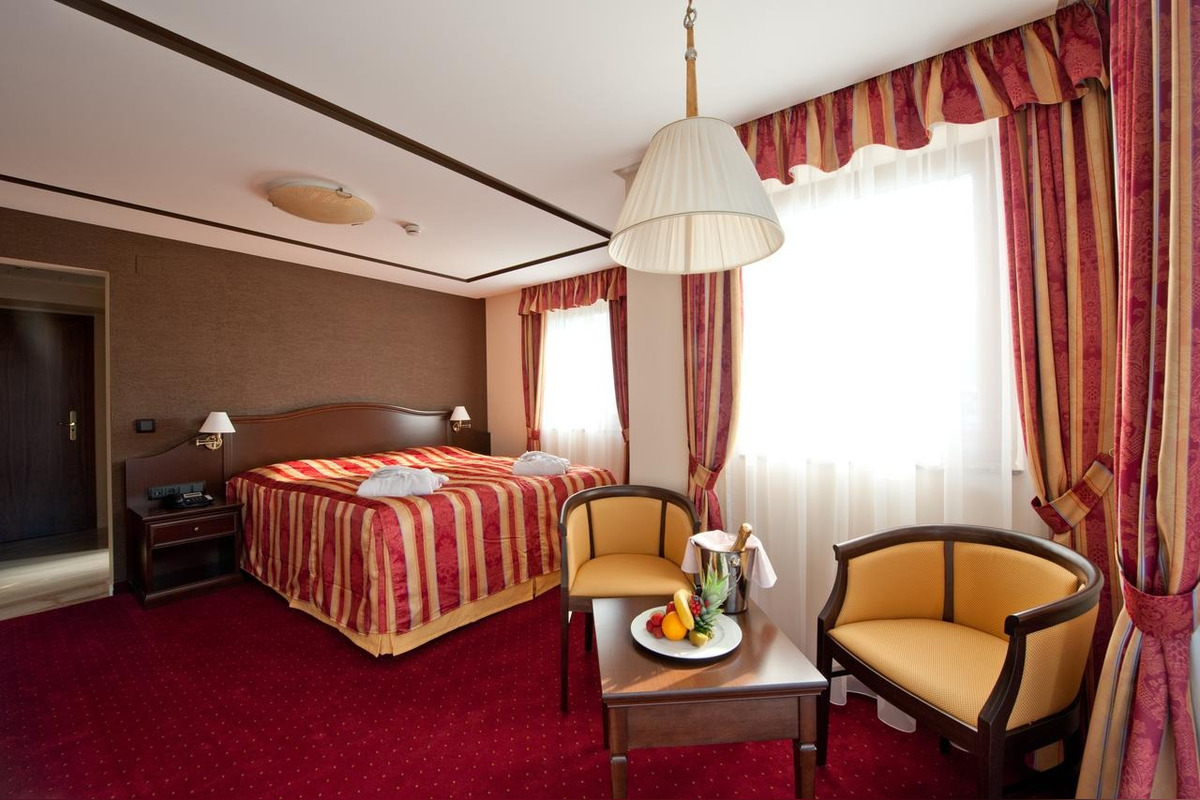 FOTO: Glváčov hotel v rakúskych Alpách, foto 1