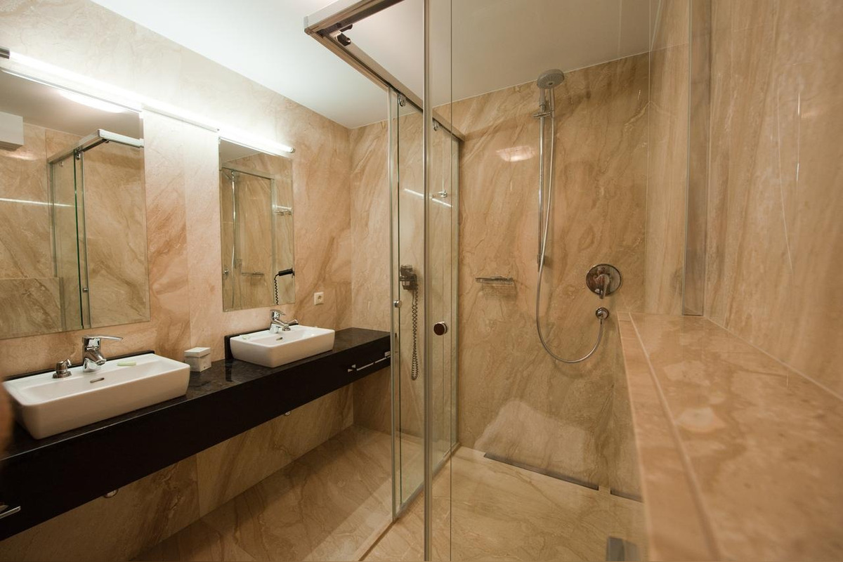 FOTO: Glváčov hotel v rakúskych Alpách, foto 2