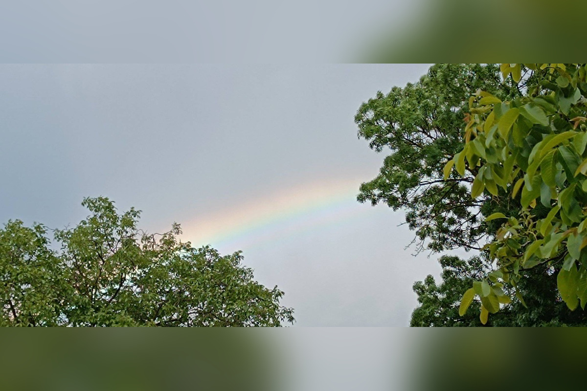 FOTO: Obloha nad Bratislavou ožila farbami. Pozrite si fascinujúce zábery po búrke, foto 5