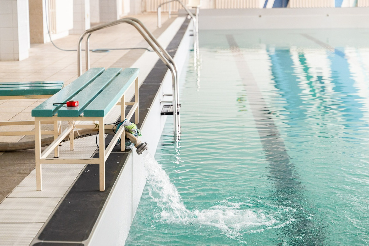 FOTO: Zrekonštruovaná plaváreň v Pezinku, foto 4